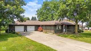 662 N 700 W, Tipton, IN 46072