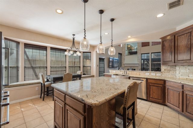 3819 Winding Forest Drive, Grand Prairie, TX 75052