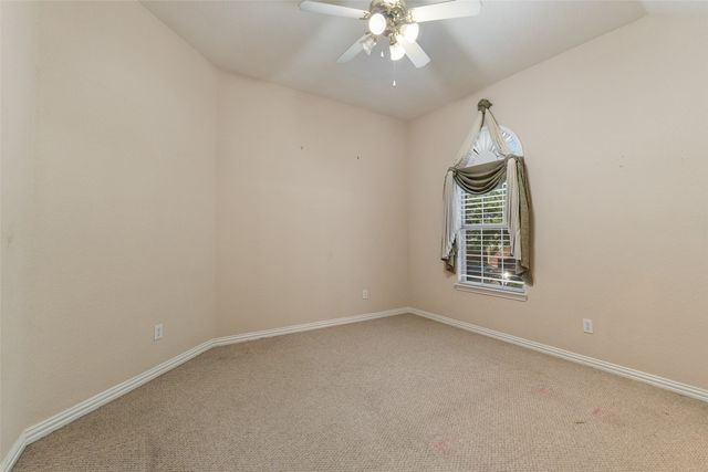 3819 Winding Forest Drive, Grand Prairie, TX 75052