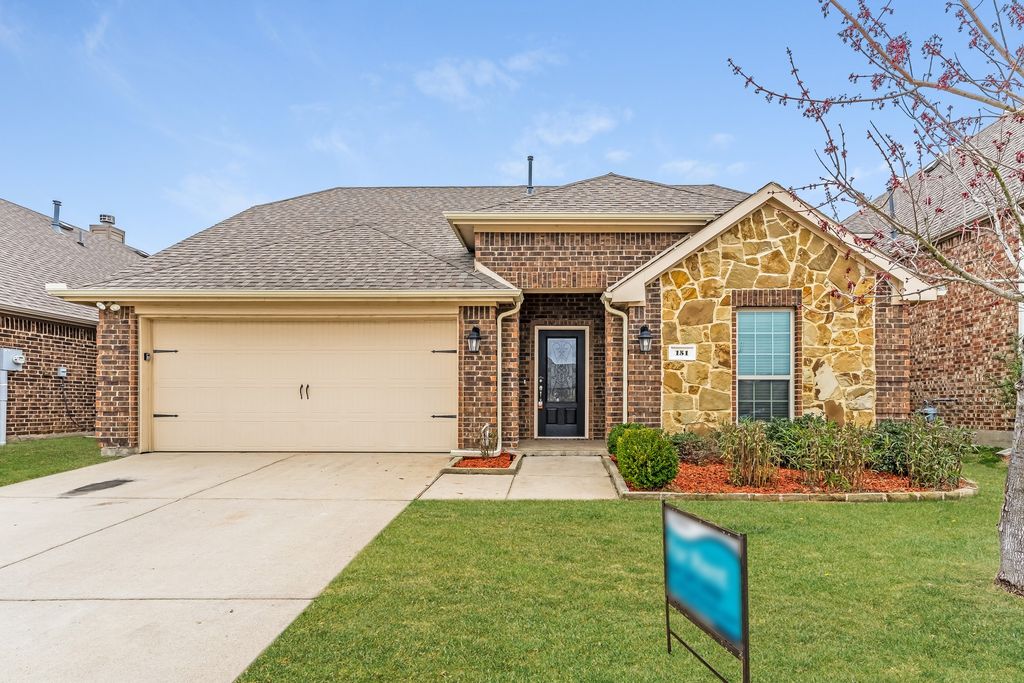 151 Charleston Lane, Fate, TX 75189