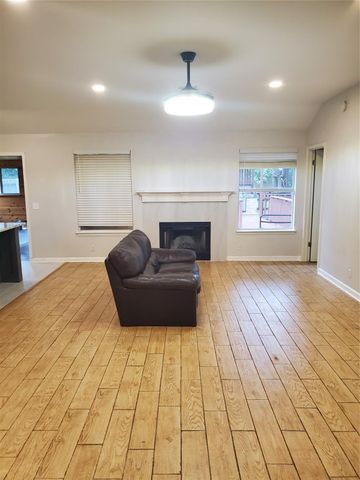 2305 E Riviera DR, Cedar Park, TX 78613
