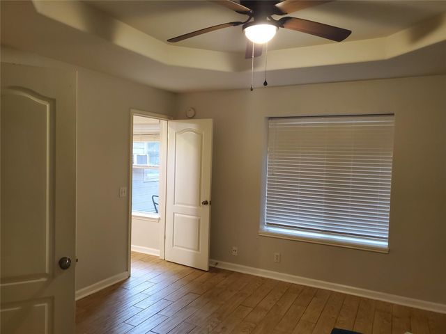2305 E Riviera DR, Cedar Park, TX 78613