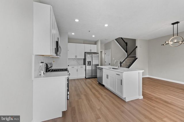9661 BIGGS RD, Middle River, MD 21220
