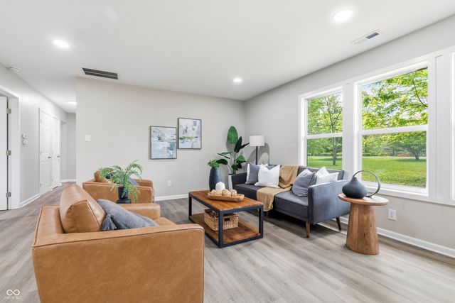 4004 E 42nd Street, Indianapolis, IN 46226