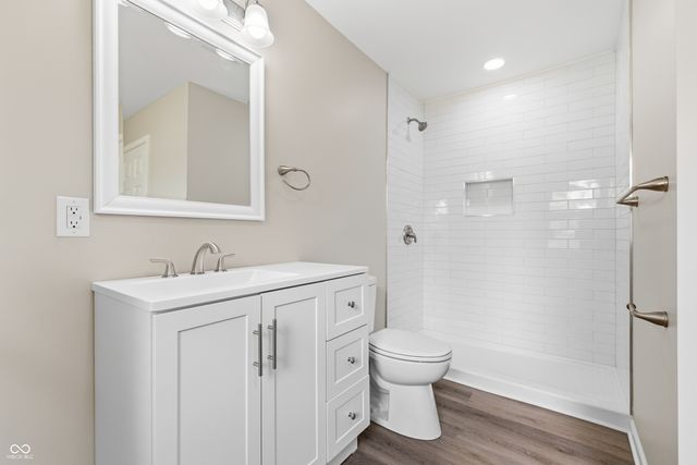 4004 E 42nd Street, Indianapolis, IN 46226