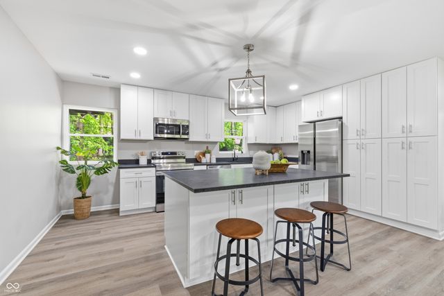 4004 E 42nd Street, Indianapolis, IN 46226