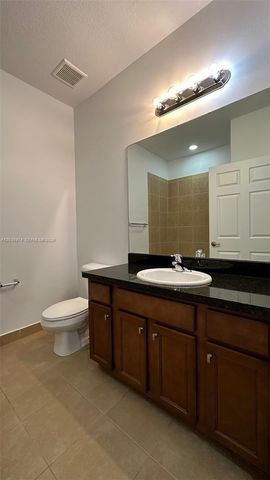 966 SW 147th Ave 2604, Pembroke Pines, FL 33027