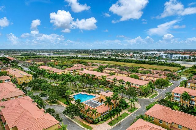 966 SW 147th Ave 2604, Pembroke Pines, FL 33027