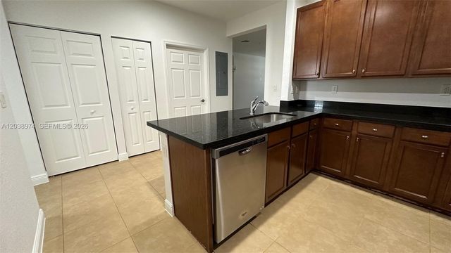 966 SW 147th Ave 2604, Pembroke Pines, FL 33027