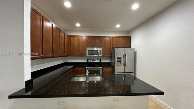 966 SW 147th Ave 2604, Pembroke Pines, FL 33027