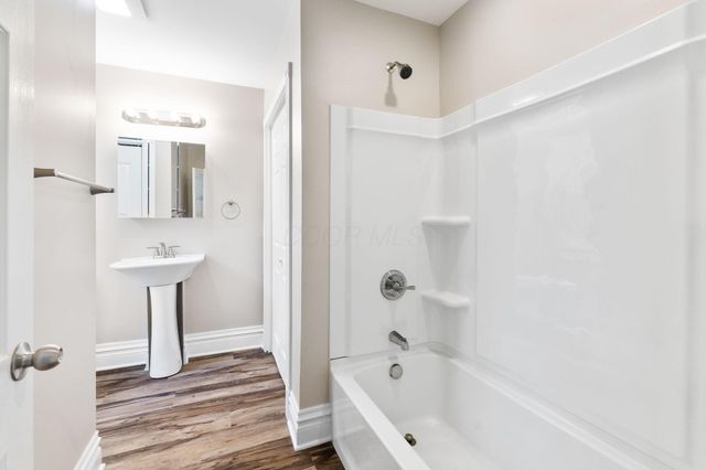 61 Dakota Avenue, Columbus, OH 43222