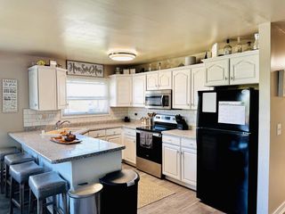 1322 Greenhedge ROAD #5, Pewaukee, WI 53072