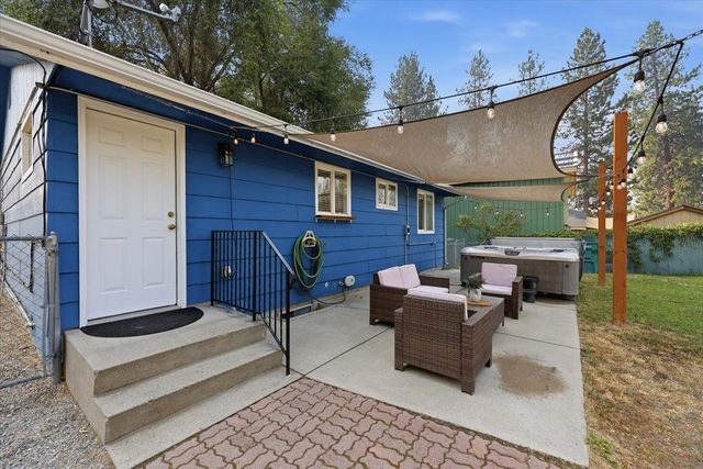 1018 S Herald Rd, Spokane Valley, WA 99206