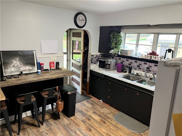 303 Leech Rd, Hempfield Twp, PA 16125