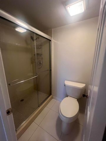 3540 Whitehall Drive 203, West Palm Beach, FL 33401