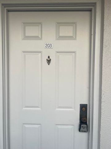 3540 Whitehall Drive 203, West Palm Beach, FL 33401