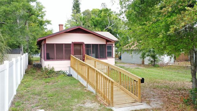 1329 10TH AVENUE S, St Petersburg, FL 33705