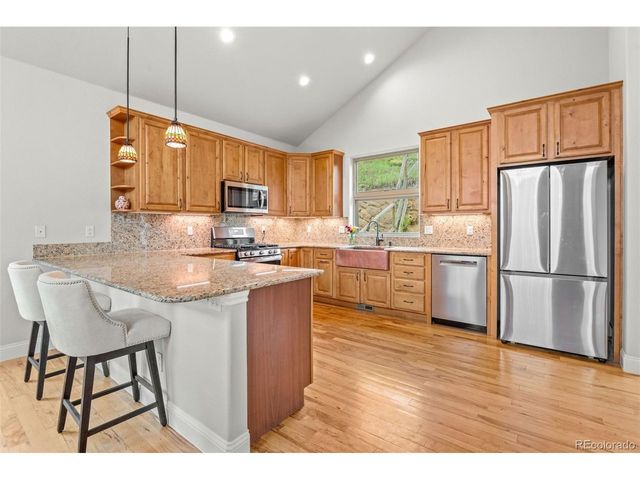 32311 Lodgepole Dr, Evergreen, CO 80439