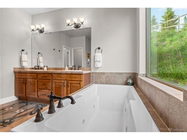 32311 Lodgepole Dr, Evergreen, CO 80439