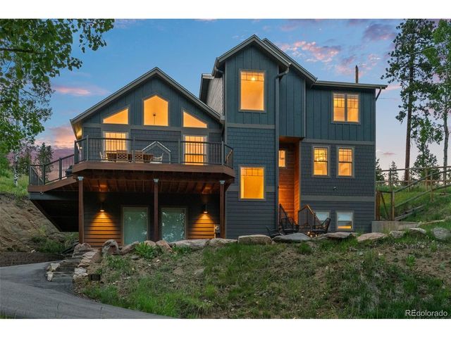 32311 Lodgepole Dr, Evergreen, CO 80439