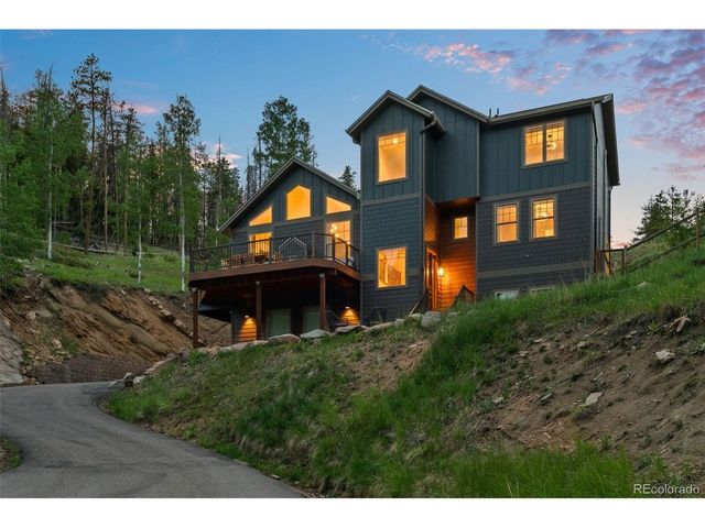 32311 Lodgepole Dr, Evergreen, CO 80439