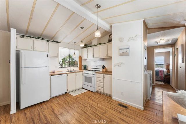 40701 Rancho Vista Spc 294, Palmdale, CA 93551