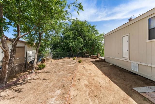 40701 Rancho Vista Spc 294, Palmdale, CA 93551