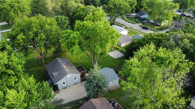 4080 SE 15th Court, Des Moines, IA 50320