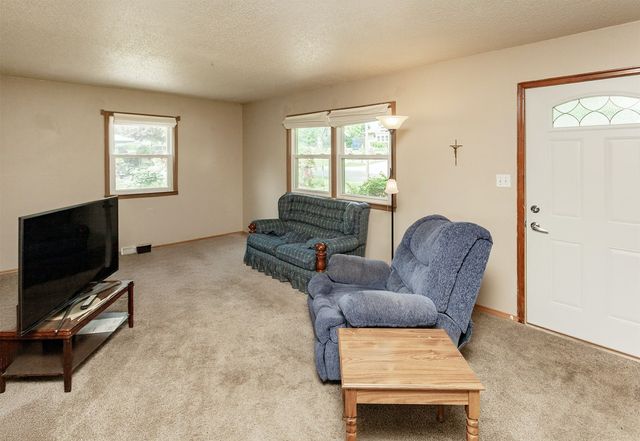 4080 SE 15th Court, Des Moines, IA 50320
