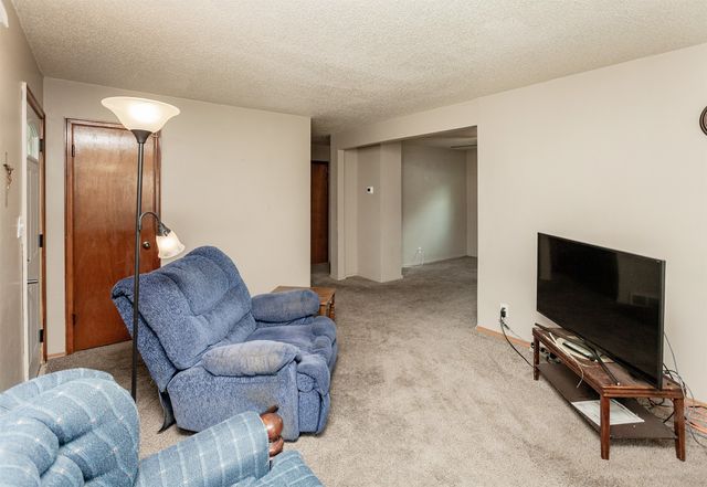 4080 SE 15th Court, Des Moines, IA 50320