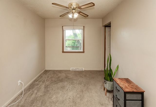 4080 SE 15th Court, Des Moines, IA 50320