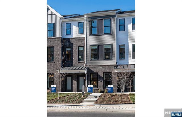 400 Sycamore Street 405, Kearny, NJ 07032