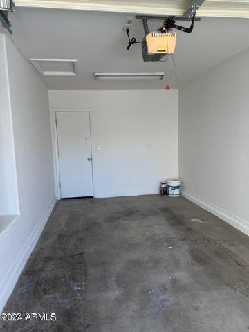 4661 E LAUREL Avenue, Gilbert, AZ 85234