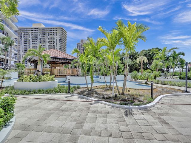 20281 E Country Club Drive 407, Aventura, FL 33180