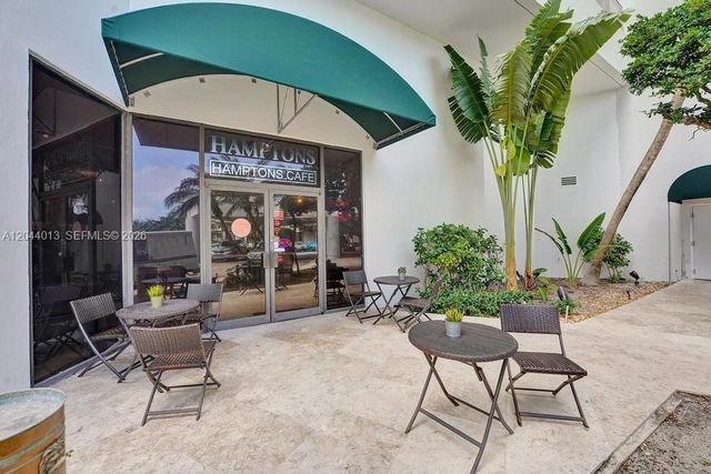 20281 E Country Club Drive 407, Aventura, FL 33180