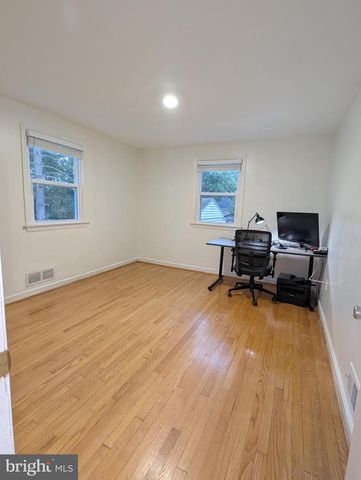 3907 PROSPERITY AVE, Fairfax, VA 22031