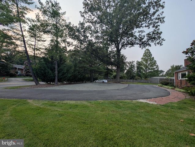 3907 PROSPERITY AVE, Fairfax, VA 22031