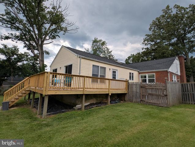 3907 PROSPERITY AVE, Fairfax, VA 22031