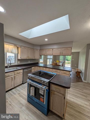 3907 PROSPERITY AVE, Fairfax, VA 22031