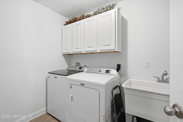 15638 CHIR PINE Drive, Jacksonville, FL 32218