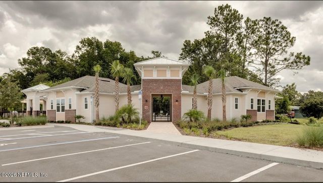 15638 CHIR PINE Drive, Jacksonville, FL 32218