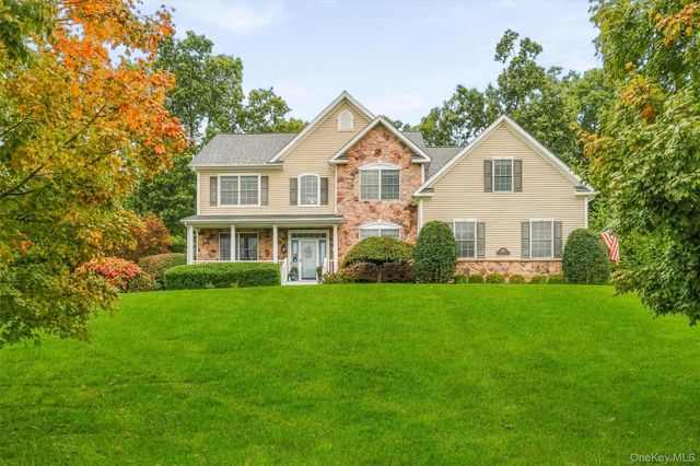 54 Ridgemont Drive, Hopewell Junction, NY 12533