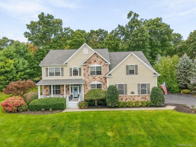 54 Ridgemont Drive, Hopewell Junction, NY 12533