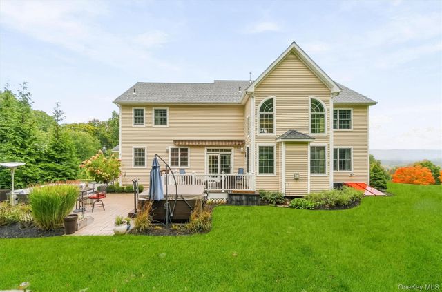 54 Ridgemont Drive, Hopewell Junction, NY 12533