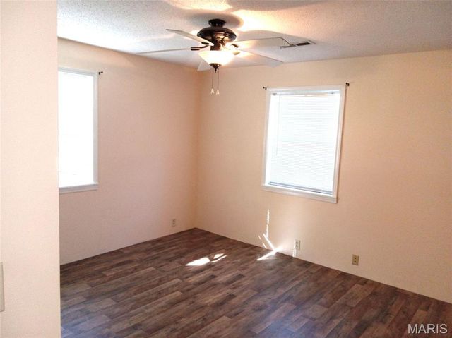 339 W Castor Street, Dexter, MO 63841