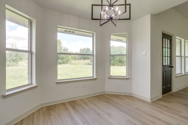 102 Meadow Ridge Drive, Venus, TX 76084