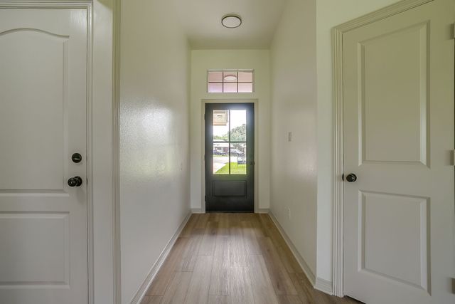 102 Meadow Ridge Drive, Venus, TX 76084