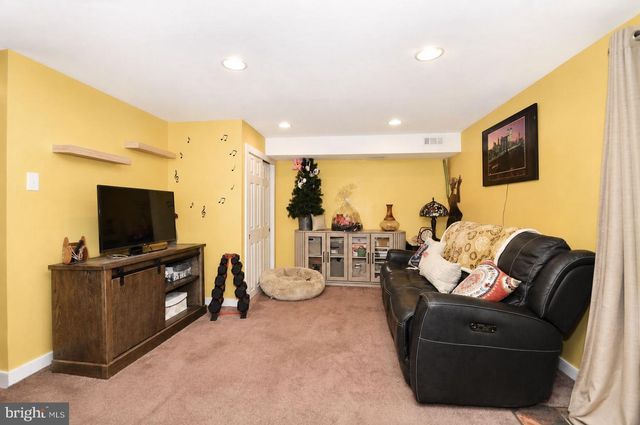 3120 BEDLINGTON PL, Southampton, PA 18966