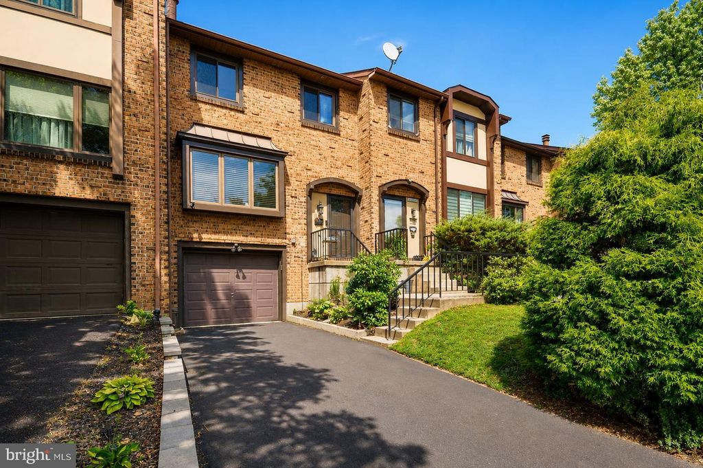 3120 BEDLINGTON PL, Southampton, PA 18966