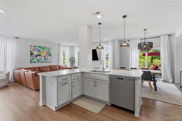 2401 Salt Springs Drive, Saline, MI 48176